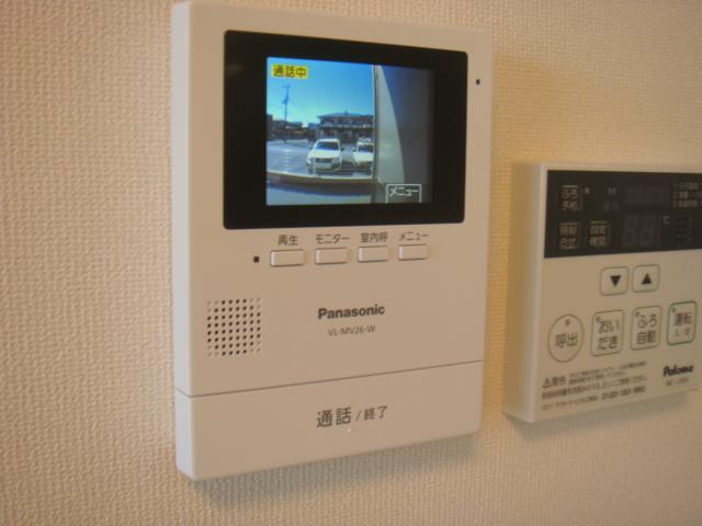 レ・セーナ202号室 カメラ付インターホン