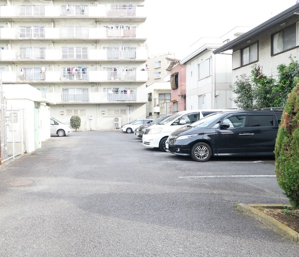 T’s garden蕨Ⅲ 敷地内平置き駐車場