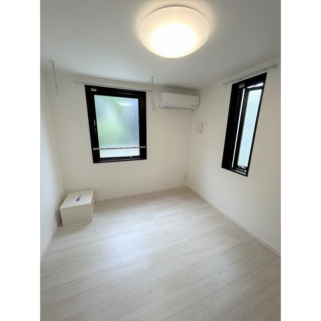 SOLASIA residence世田谷代田0206号室 リビング