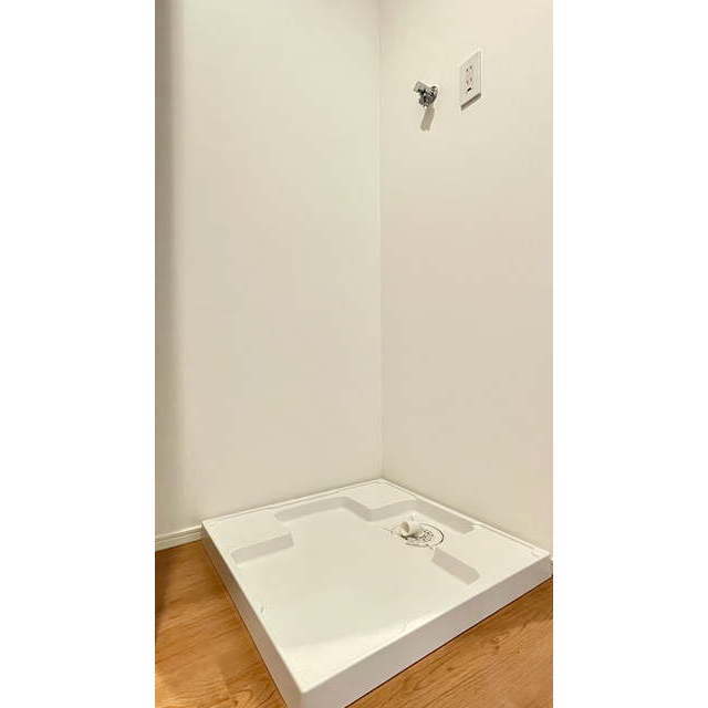 Ｖａｒｉａ白浜町102号室 ☆洗濯機置き場