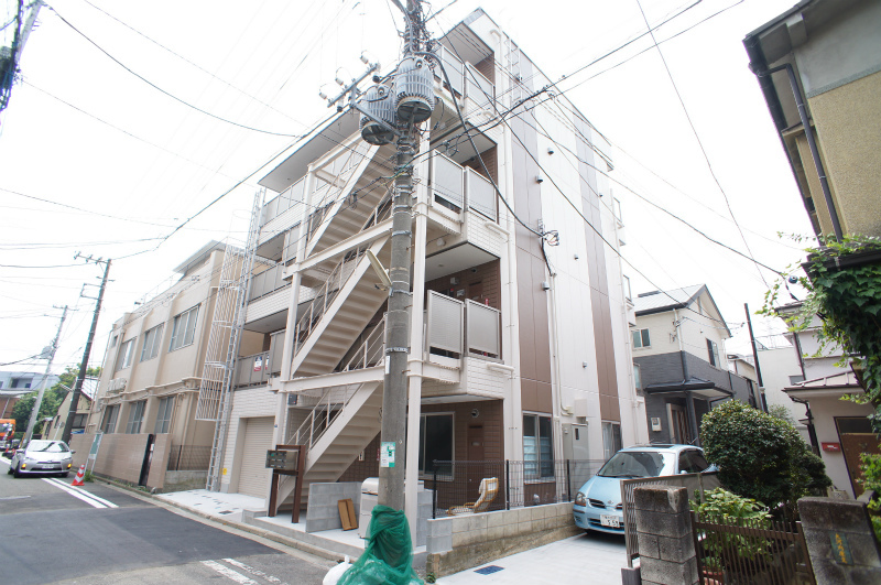 リブリ・西横浜3階 外観