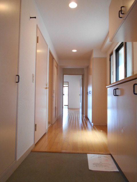 ラ・クラッセ西寺尾0211号室 玄関