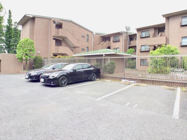 ベル富士見丘2階 駐車場