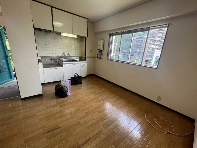 あづまマンション リビング