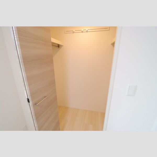 アリエス東大成 クローゼット