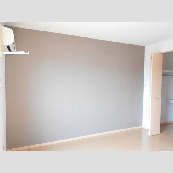 グランフェスタ105号室 洋室