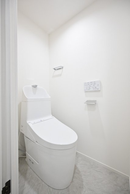 Ｔｈｅ　Ｒｅｓｉｄｅｎｃｅ　Ｎｉｈｏｎｂａｓｈｉ4階 トイレ