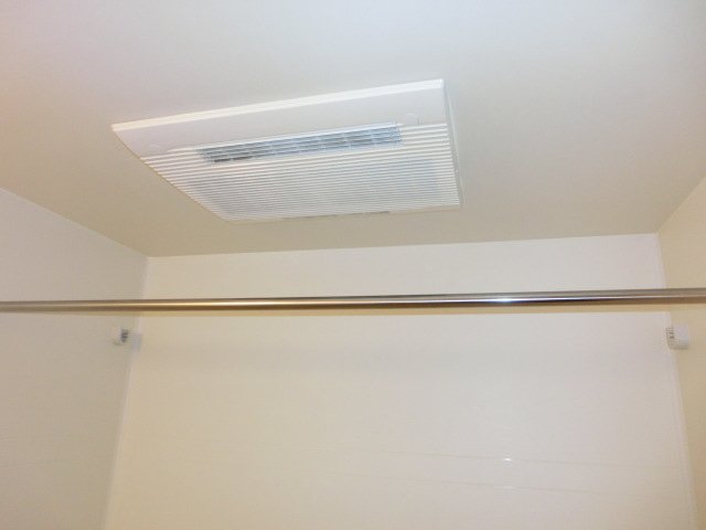 パラディ102号室 浴室乾燥機