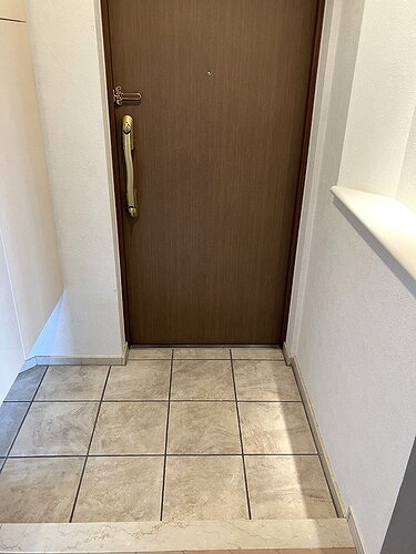 グランシティ上用賀 玄関　※前回募集時2025年3月の写真