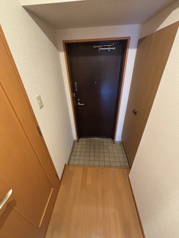 アッシュエム 玄関