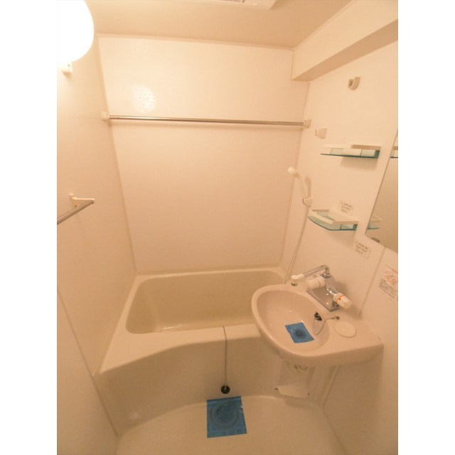 アジールコート中野坂上0601号室 お風呂