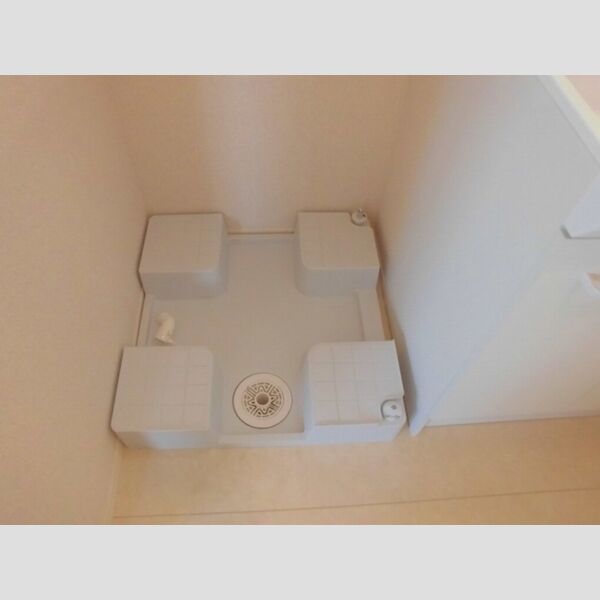 アンリジエール302号室 室内物干し