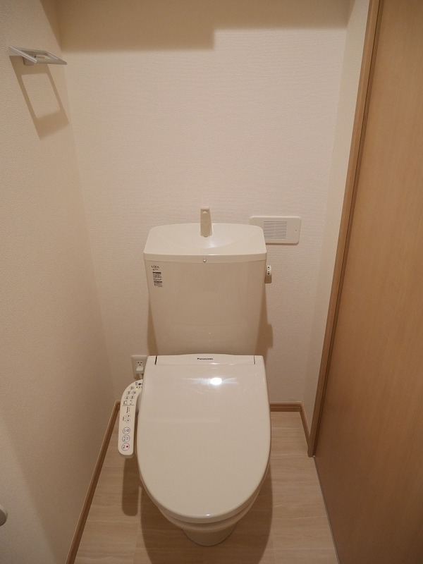 ラシーネ越後山弐番館 トイレ