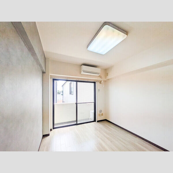 メゾン・ド・オヤマ 洋室