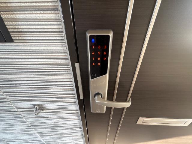 レヴメゾン神山六番館303号室 電子錠（イメージ）
