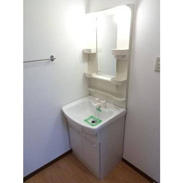 メゾン・ド・ルーチェ 洗面