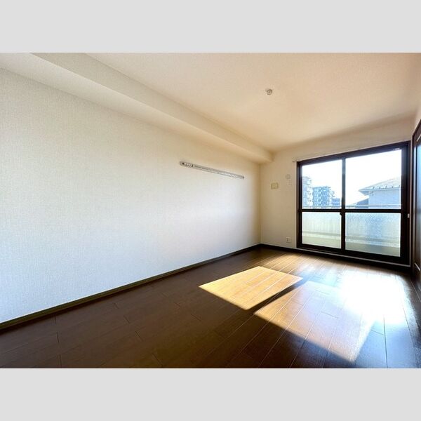 ベルデュール　A・BB203号室 南側洋室