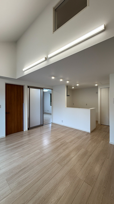 ＭＡＩＳＯＮ　ＬＩＭＯＮＡＩＡ 内観