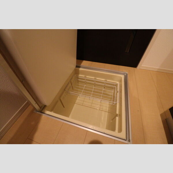 M・Y　メゾン　ド・レーヴ103号室 キッチン収納