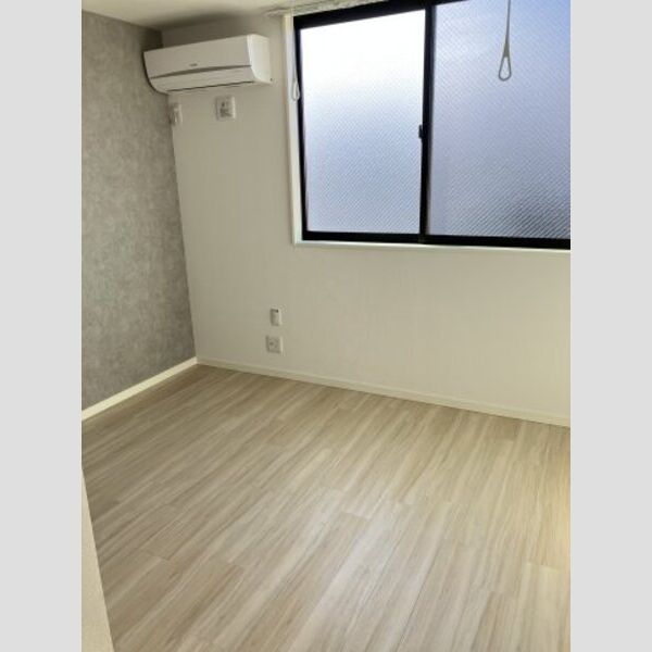 アクシスコート小岩302号室 洋室