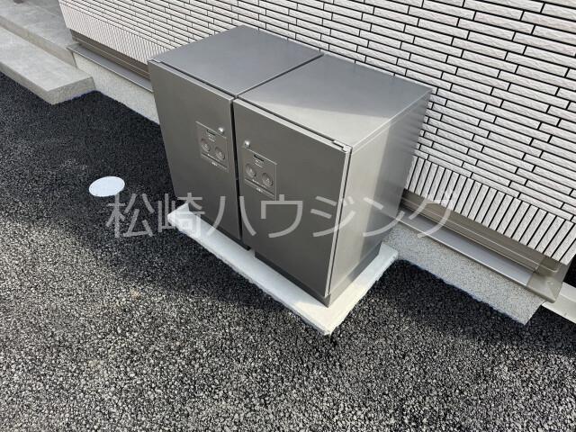 プラムパレス有波1階 エントランス