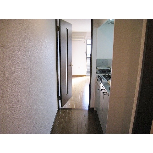 アンプルール フェール コート リビング