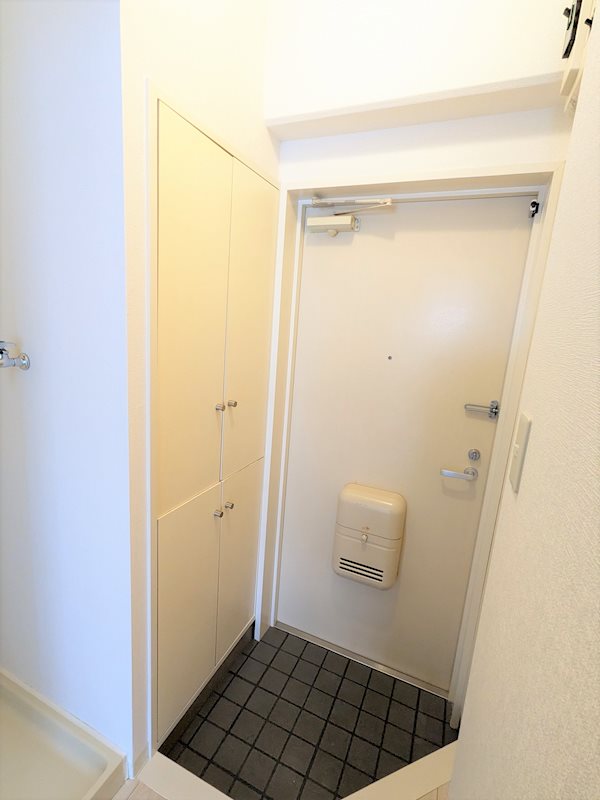 アバクス立川 玄関