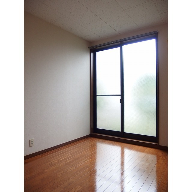 プレジール R 内観