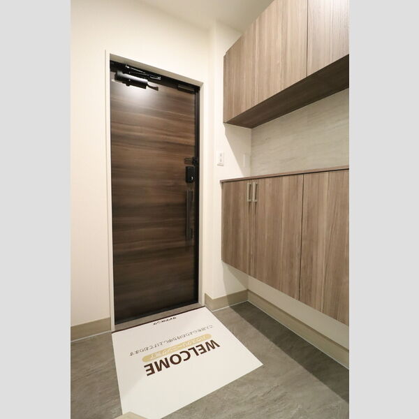 D-RESIDENCE府中西府町103号室 玄関