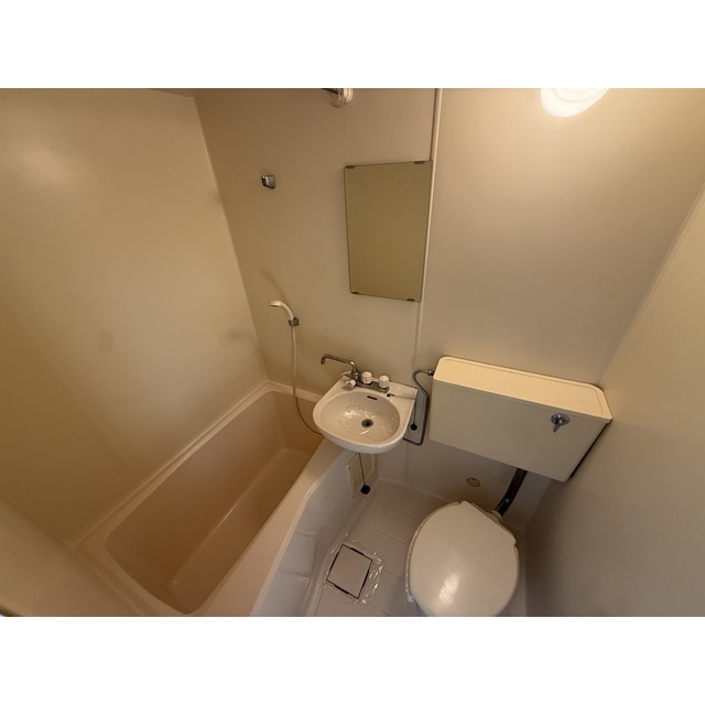 Rグレイスヒガシヤマ204号室 お風呂