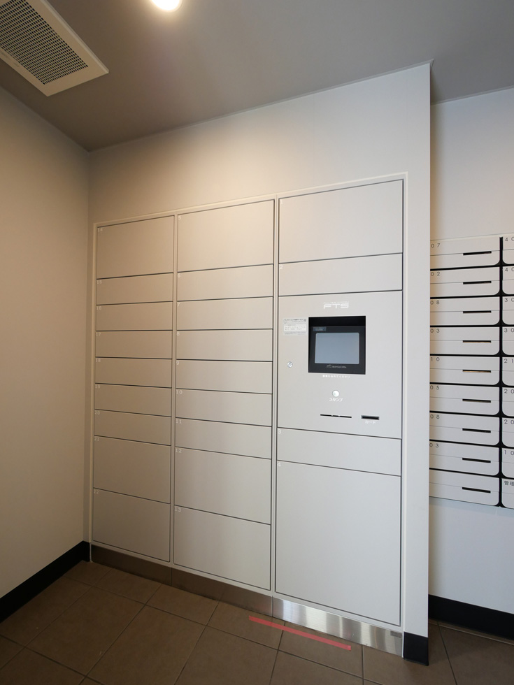 PREMIUM CUBE 中野富士見町3階 外観