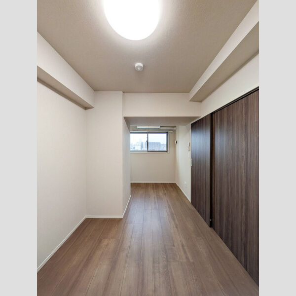 サンジョイアゼロ607号室 洋室7.1帖④