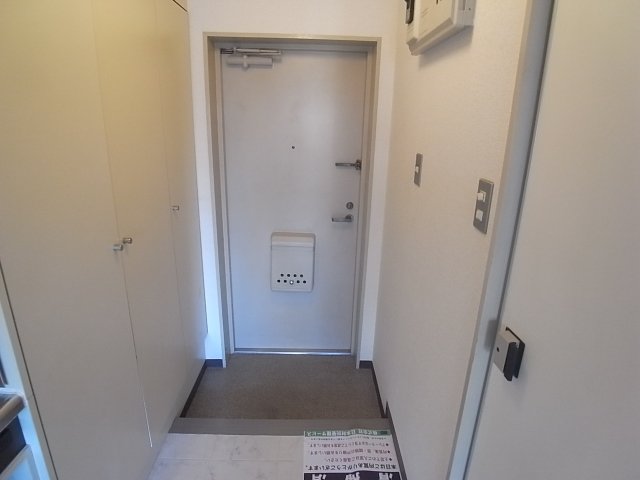 ライオンズマンション椎名町駅前通り4階 玄関