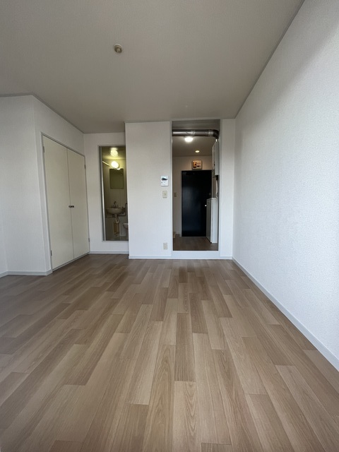 パインコート0302号室 リビング