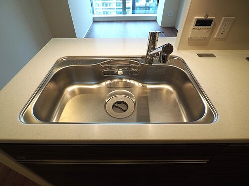 白金ザ・スカイ東棟11階 ディスポーザー・浄水器設備