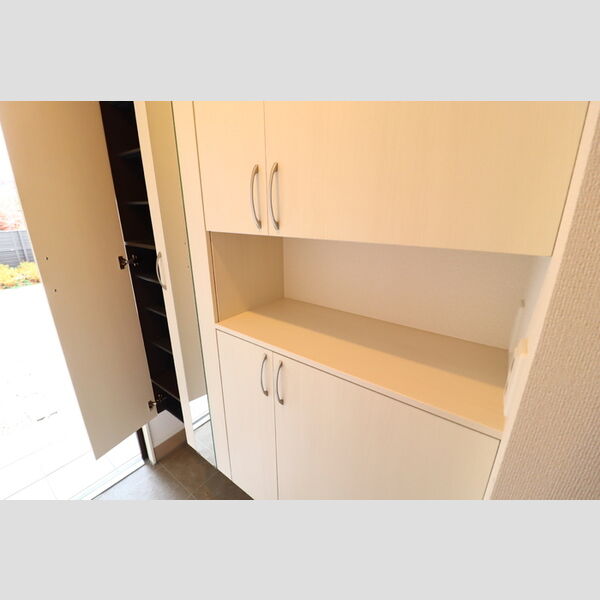 芝久保翠亭203号室 シューズボックス