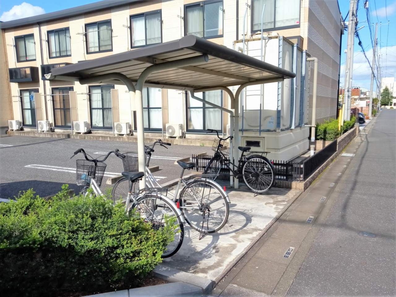 レオパレスレスポワール110号室 玄関廊下