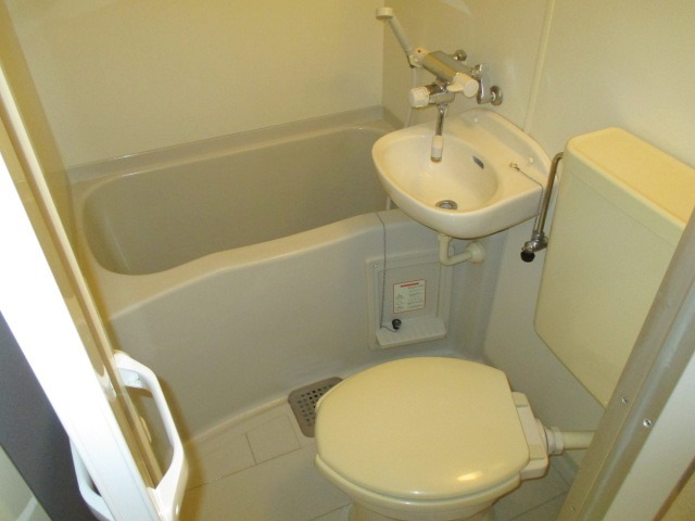 ＳＯＣＩＥＴＹ　ＳＥＡＳＯＮＳ(D-015)4階 お風呂