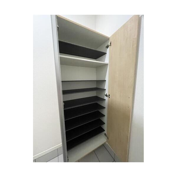 MOK-TERRACE西大宮　A棟 玄関