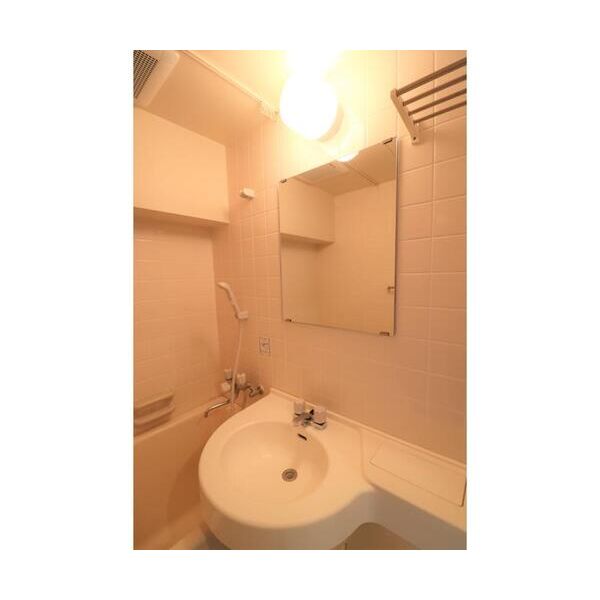 サークビルズ 洗面