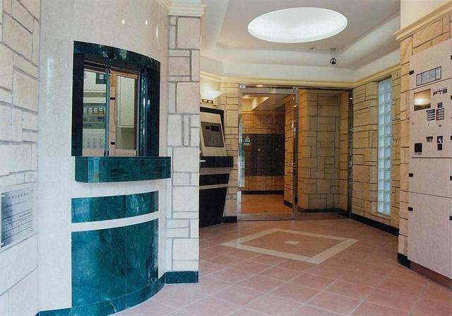 ガラ・シティ横浜西口3階 エントランス