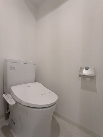 ガーデン板橋氷川町515号室 トイレ