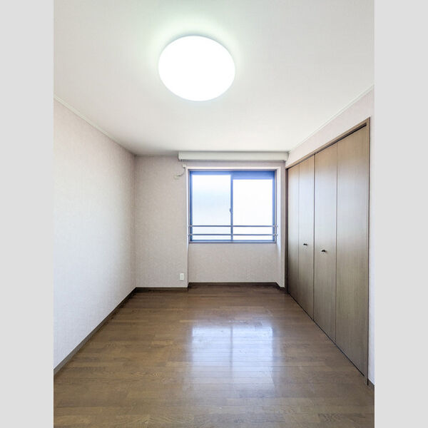 ヴァンベール神山　Ⅱ302号室 洋室5帖
