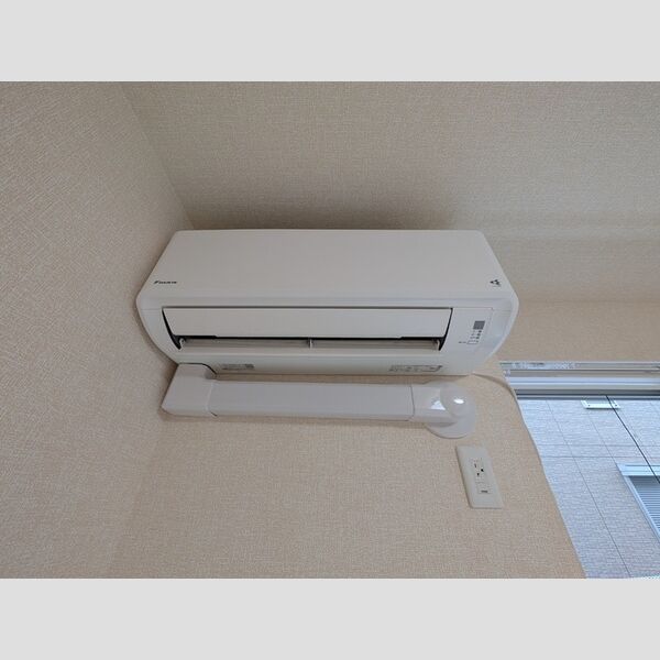 モントシャイン101号室 エアコン