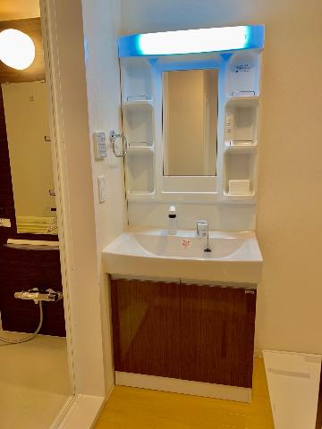 アジュール　ブラン 洗髪洗面化粧台