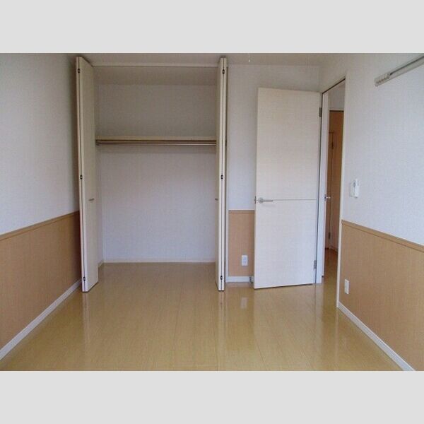 ガーデンコート　C 収納