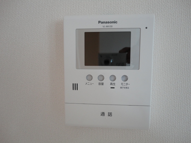 アイリスあざみ野102号室 カメラ付インターホン