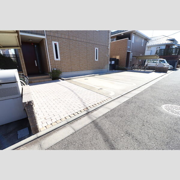 サン・ヴェール　A 駐車場