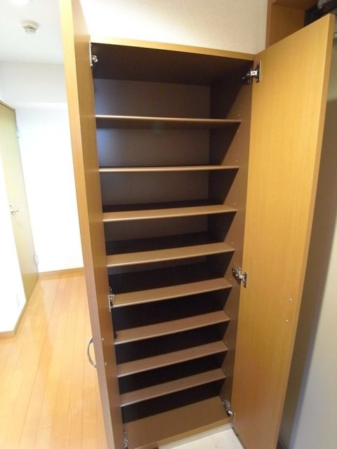 プロフ大塚 靴入