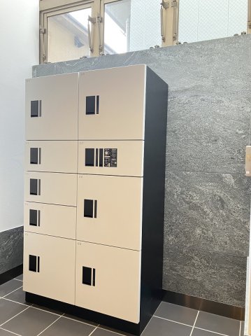 プライムアーバン千歳烏山1階 宅配ボックス完備